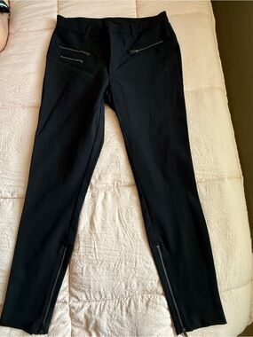Black women’s Zipper Detail Dress Pants